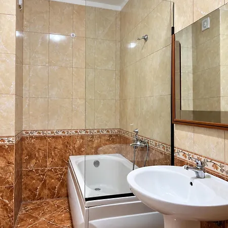 2br L Big Balcony L Free Parking Appartement