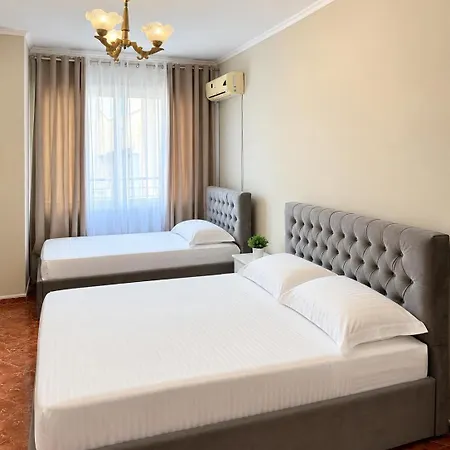 Appartement 2br L Big Balcony L Free Parking