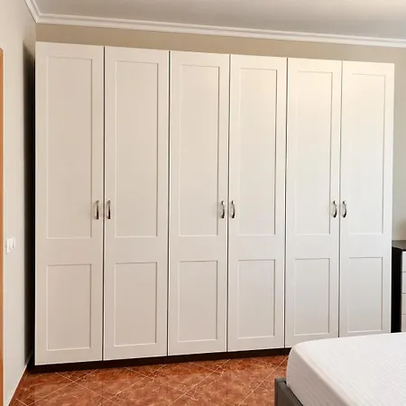 2br L Big Balcony L Free Parking Appartement Tirana