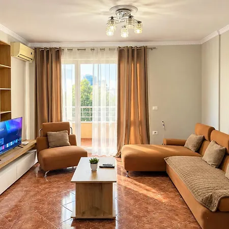 2br L Big Balcony L Free Parking